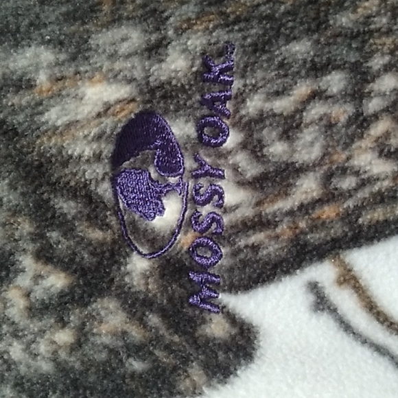 FINAL SALE! Mossy Oak Zip Up Jacket W/Thumb Holes Sz.XL 16-18 Like New - Picture 2 of 9